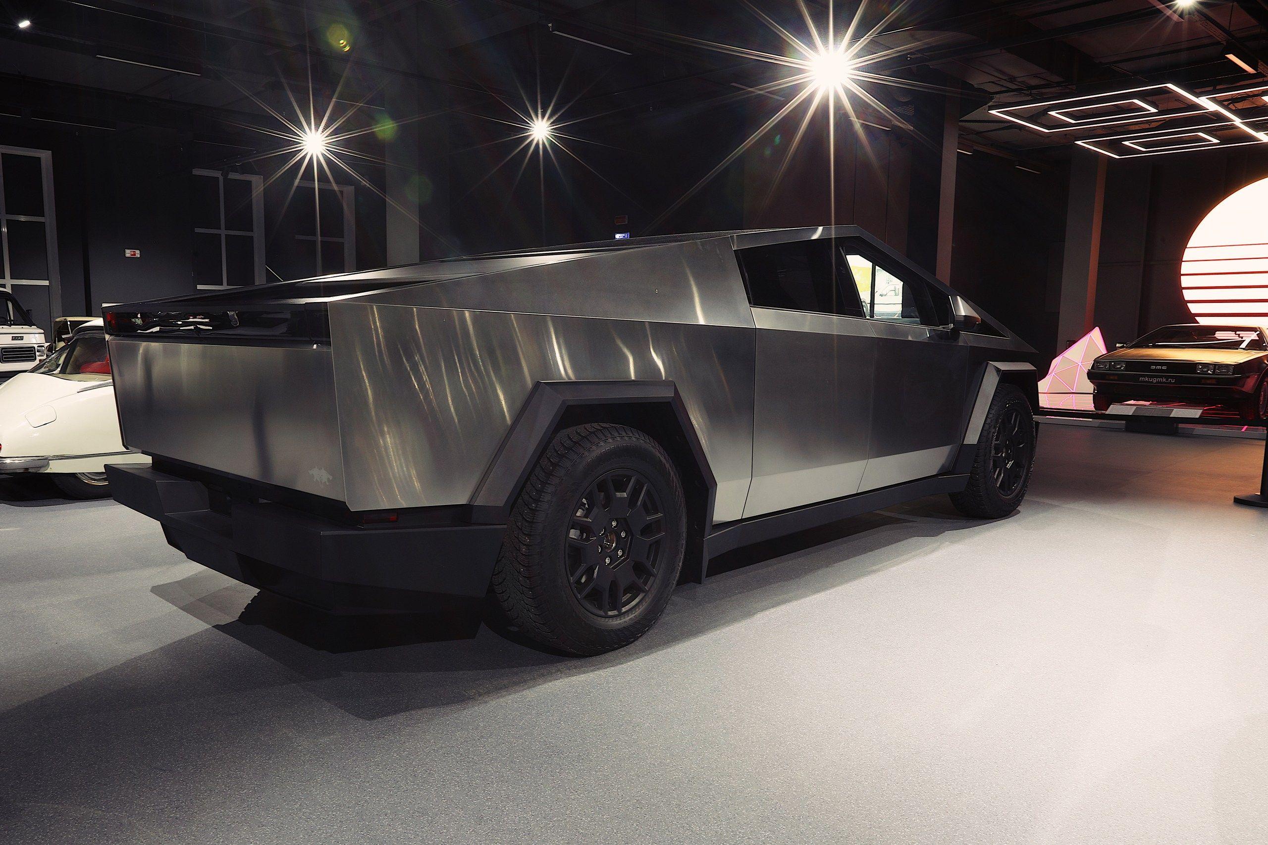 Музей в Верхней Пышме прокатит Илона Маска на Tesla Cybertruck