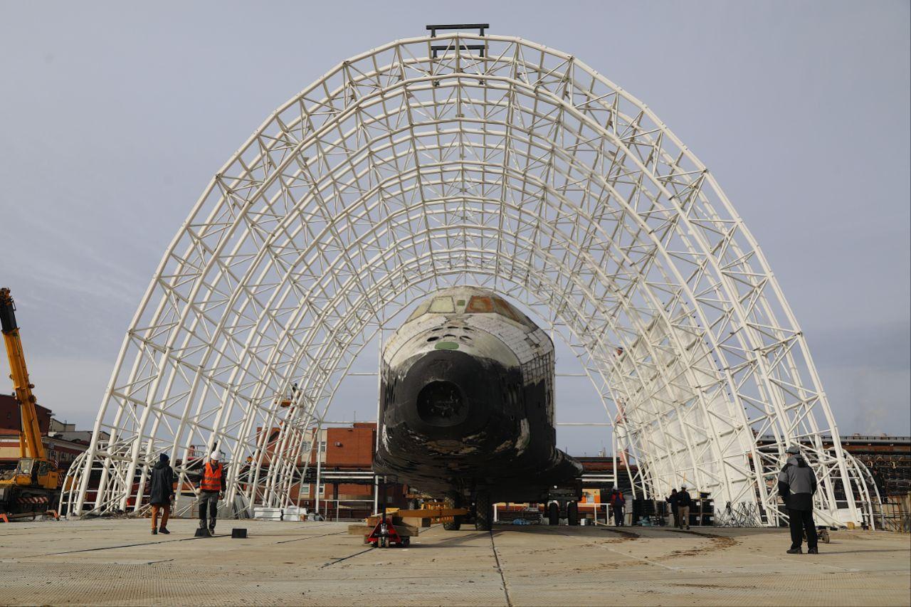 Продолжается строительство «дома» для Бурана